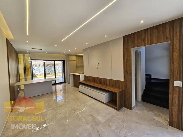 #1145S - Sobrado para Venda em Guaratuba - PR