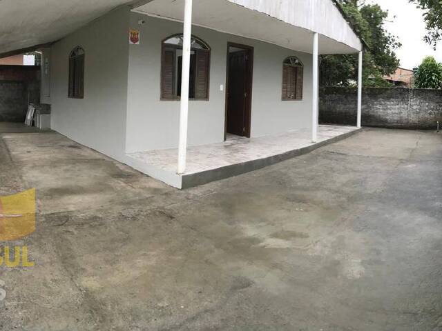 Casa para Venda em Guaratuba - 2