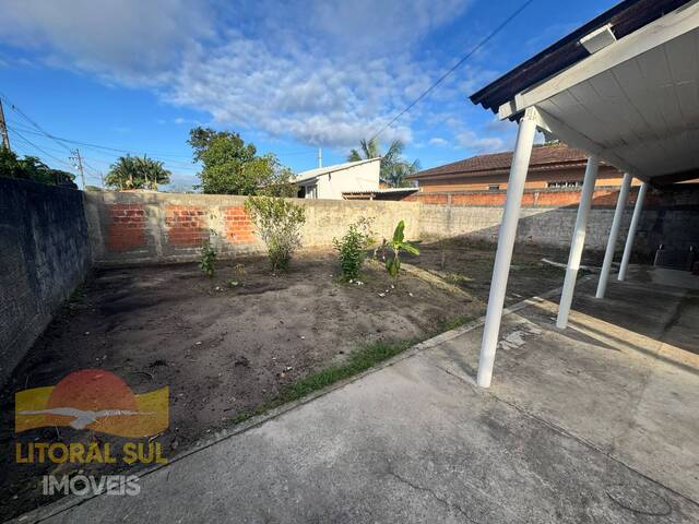 Casa para Venda em Guaratuba - 3